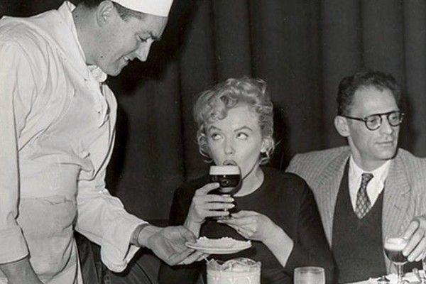joe sheridan giving marilyn monroe irish coffee